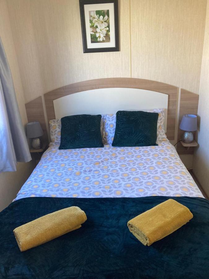367 Caravan * Stevenston