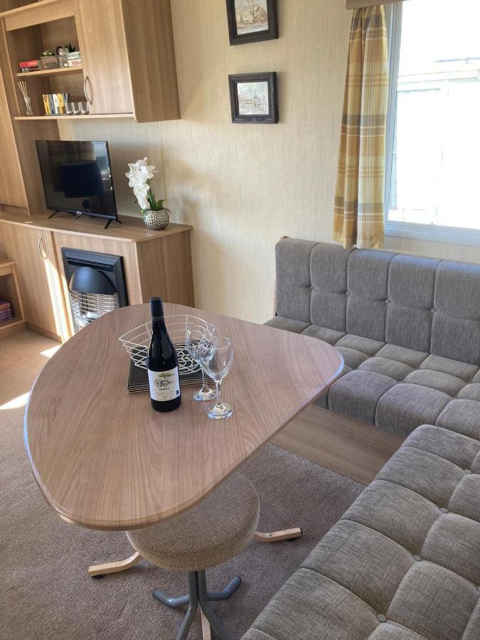 367 Caravan Stevenston